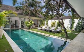 Villa Mia By Villa Finder